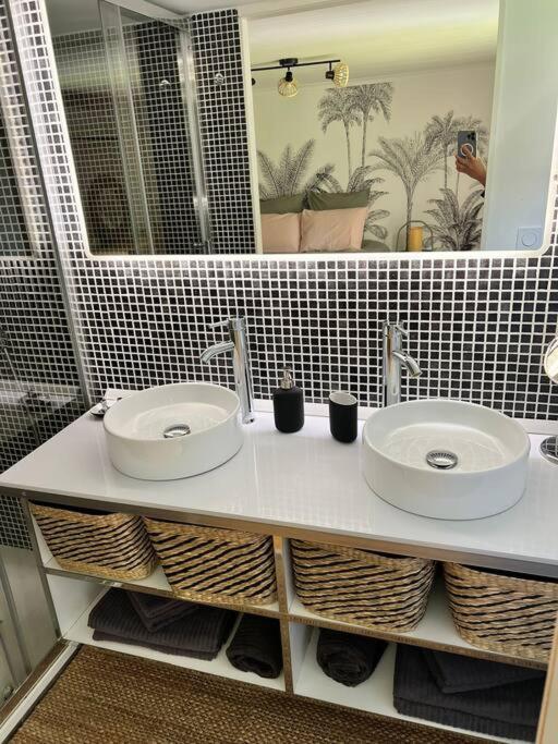 Centre Apartment *